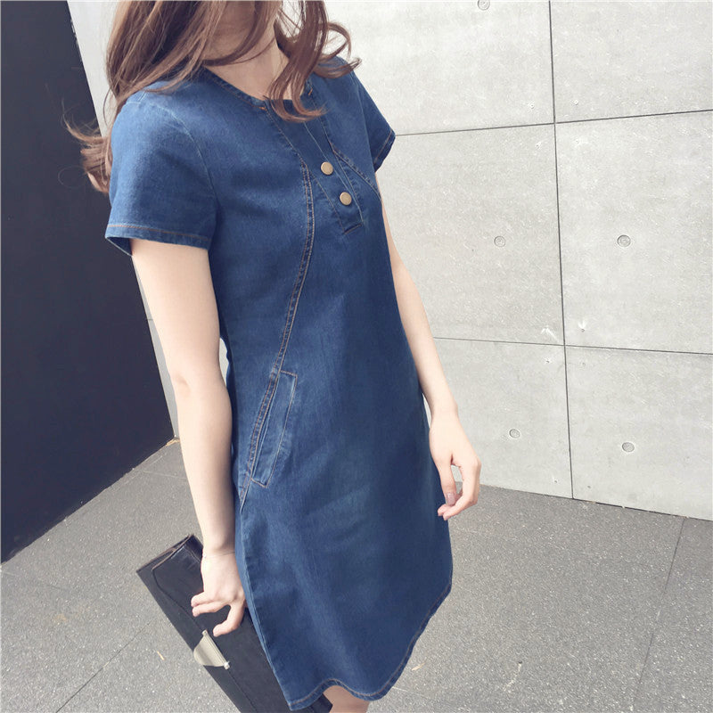Figurbetonendes Denim-Midikleid mit kurzen Ärmeln – Bild 5 | LuxeStyle