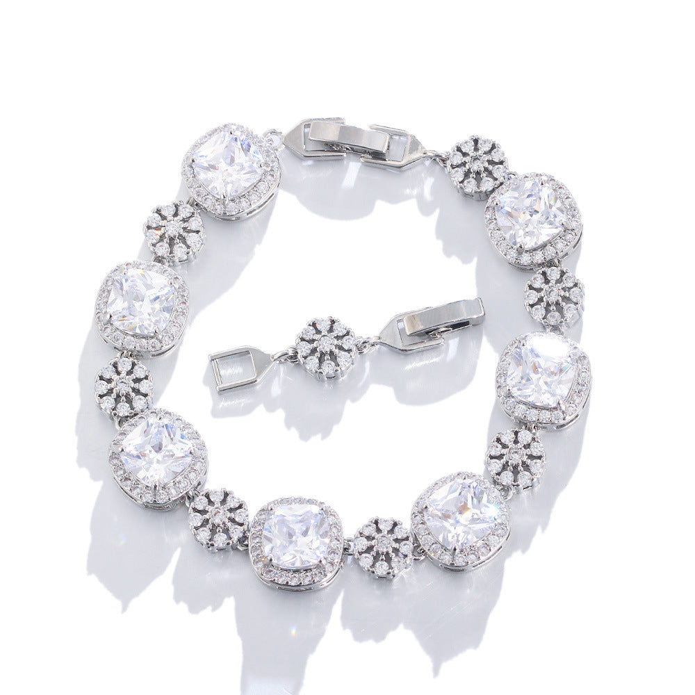 Armband mit farbigen Edelsteinen – Bild 2 | LuxeStyle