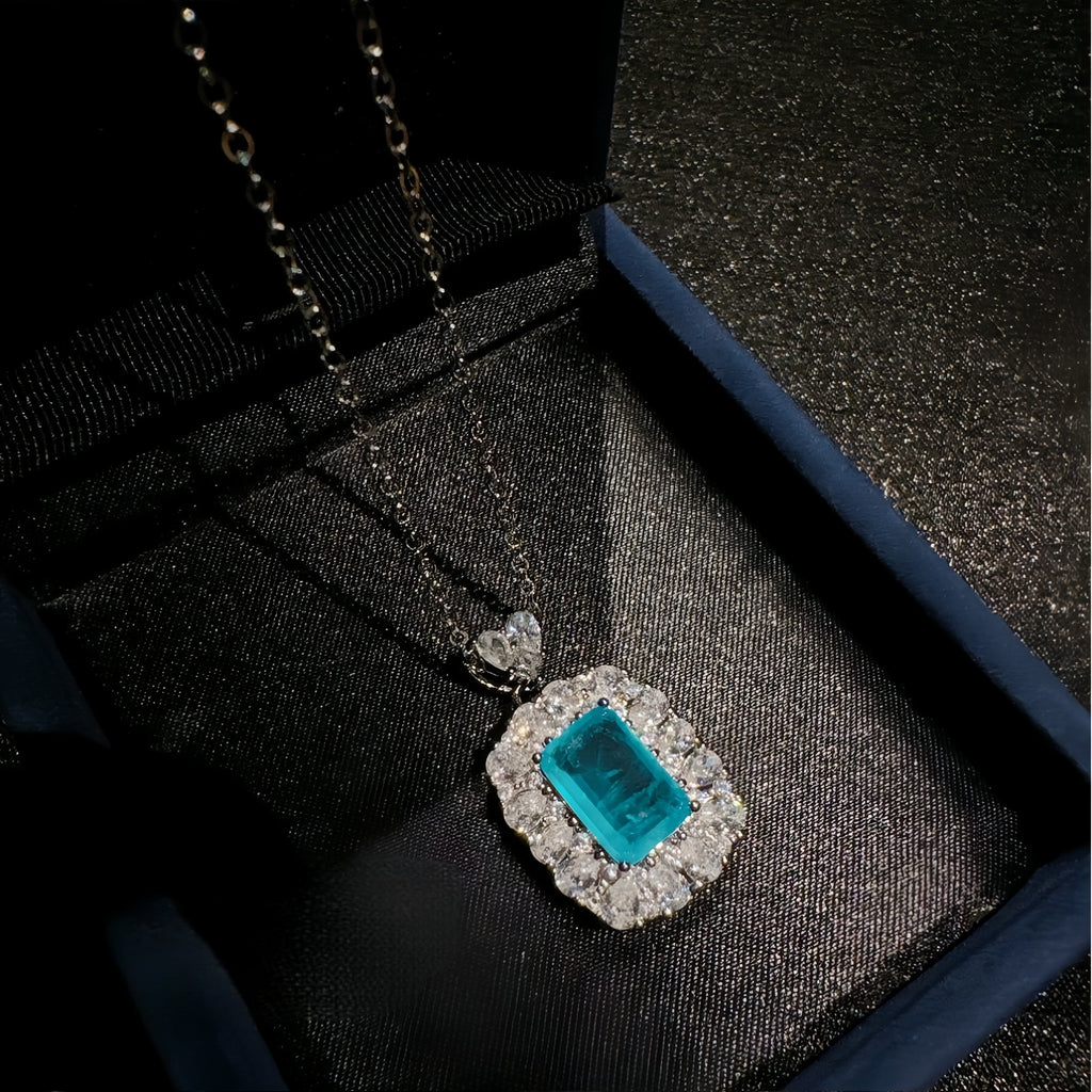 Blauer CZ-Halsteil mit Herz-Bügel für Hochzeiten und Täglich