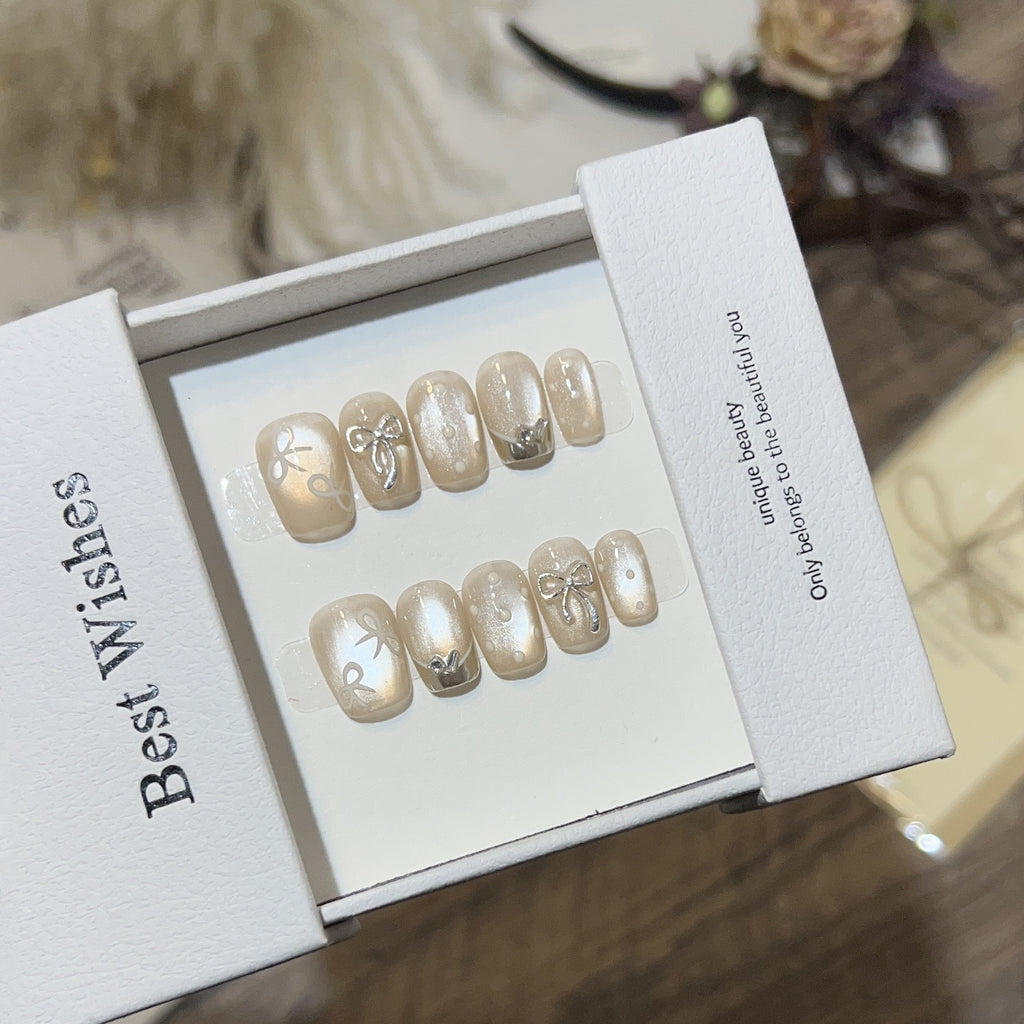 Katzenauge-Nagel – Bild 4 | LuxeStyle