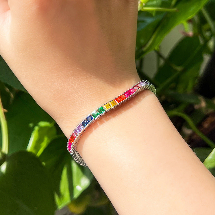 Buntes Armband im geometrischen Design – Bild 2 | LuxeStyle
