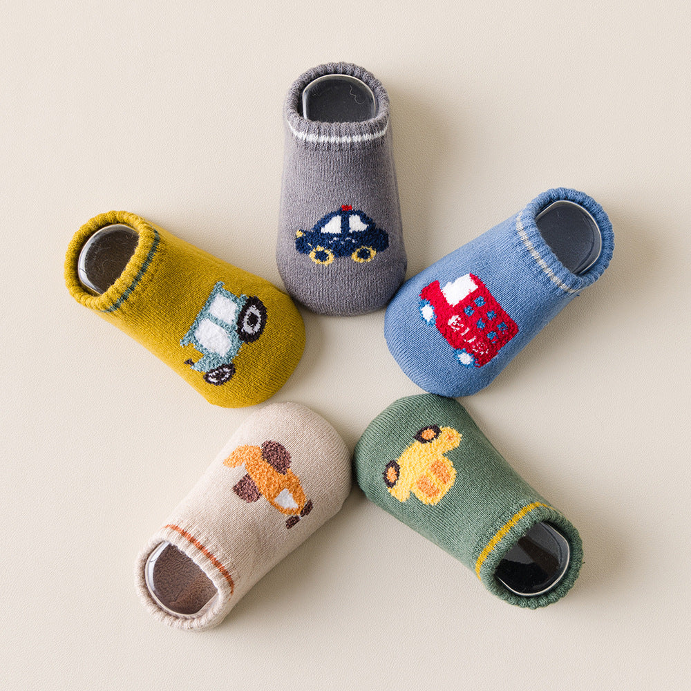 Kinderfußsocken mit Cartoon-Motiven