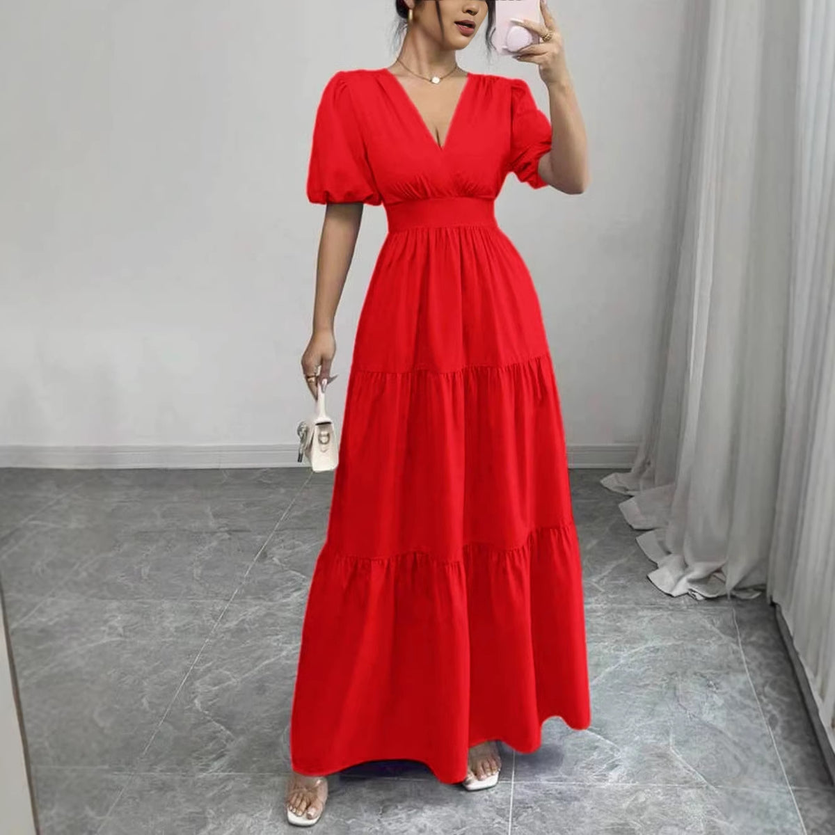 Elegantes, hochtailliertes Langarmkleid mit V-Ausschnitt – Bild 6 | LuxeStyle