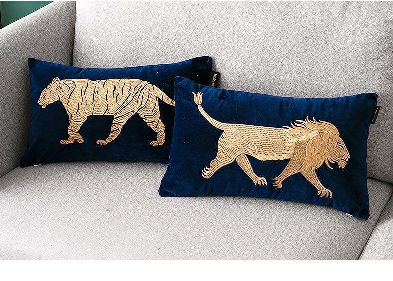 Besticktes Kissen mit Tiermotiv – Bild 8 | LuxeStyle