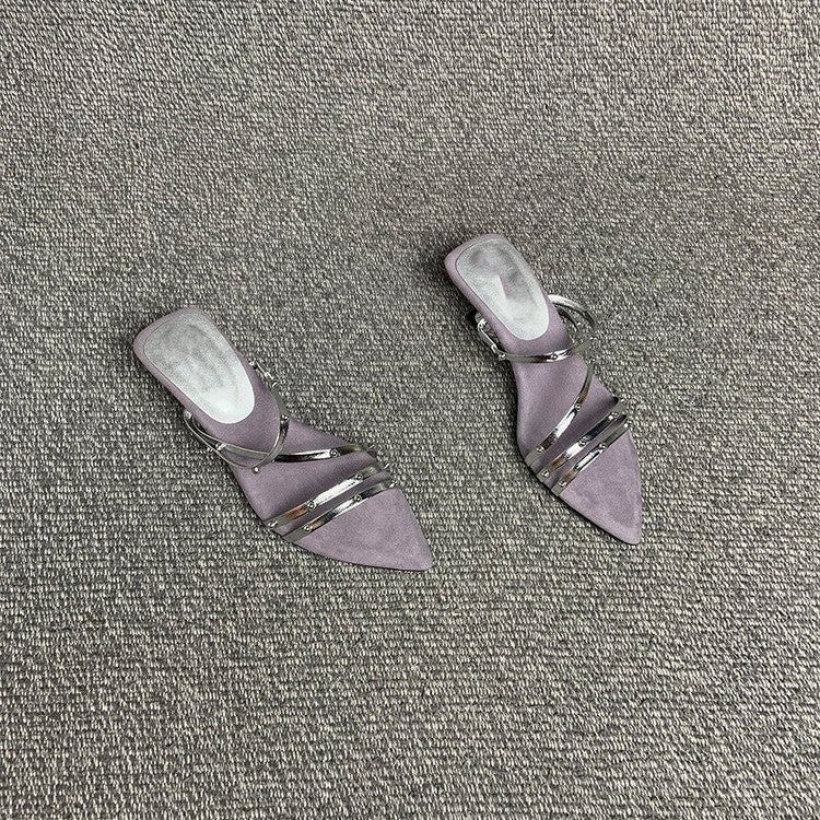 Sandalen mit Riemchen und Nieten, 5cm Keilabsatz