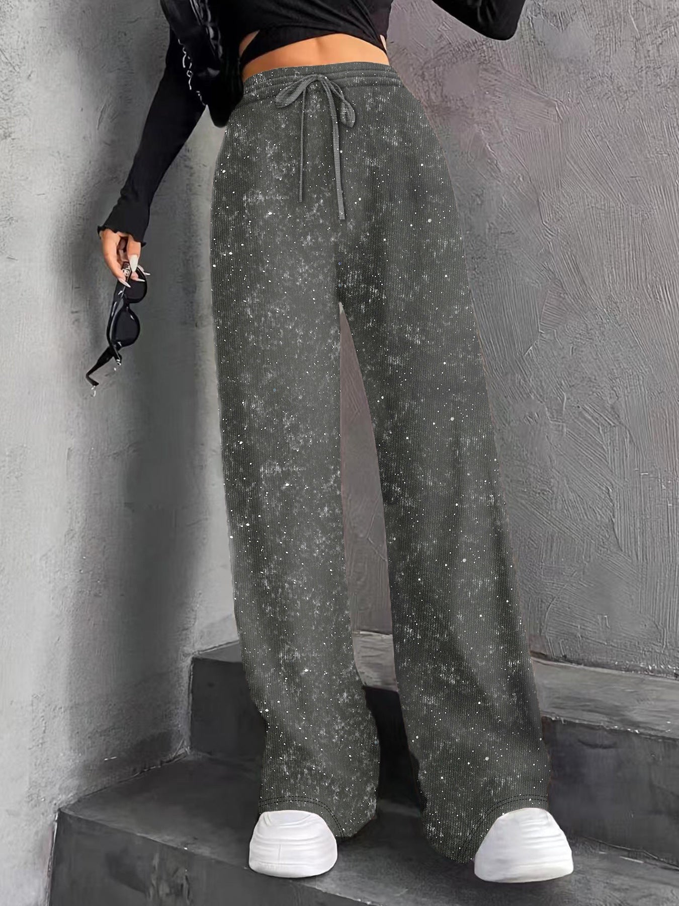 Glitzernde Studded Hose mit Strass-Applikationen