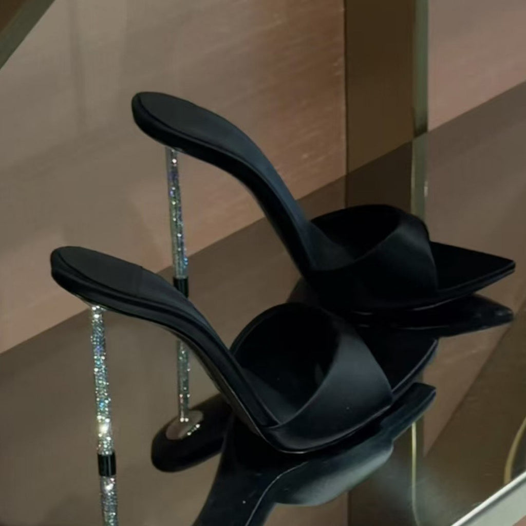 Sexy Stiletto-Sandalen mit spitzer Zehe