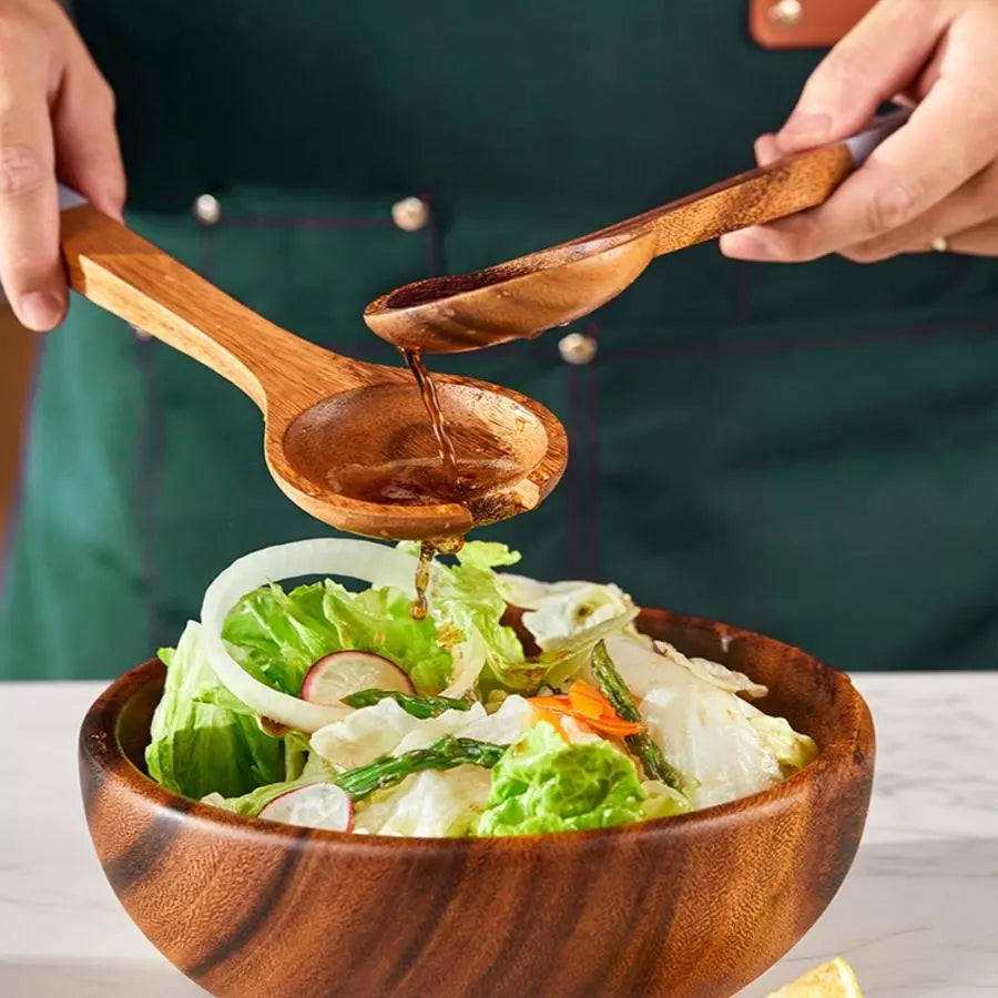 Holzsalatlöffel