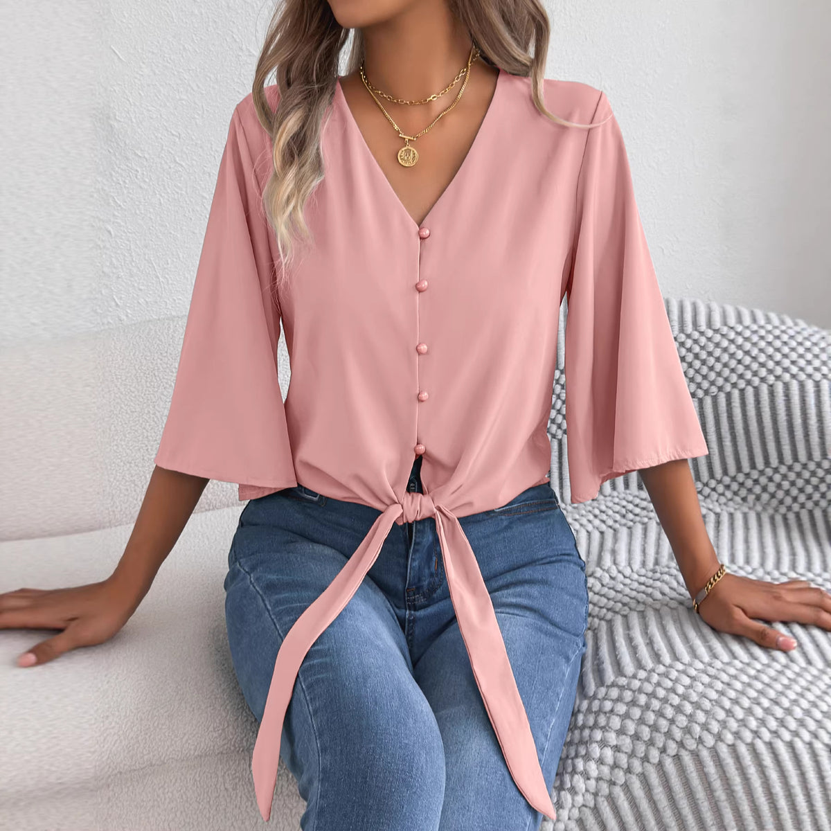 V-Ausschnitt Top mit 3/4-Ärmeln | LuxeStyle