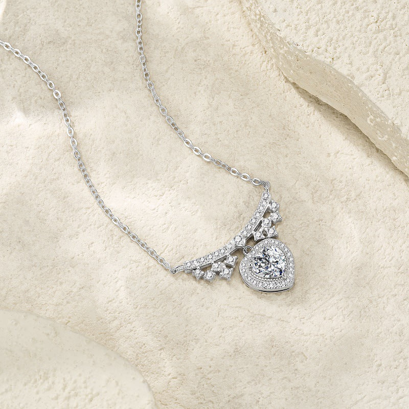 Sterlingsilber Herz Moissanite Halskette