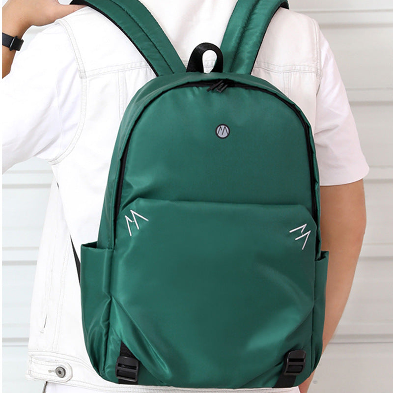 USB Lade-Rucksack – Stylisch & Smart – Bild 1 | LuxeStyle