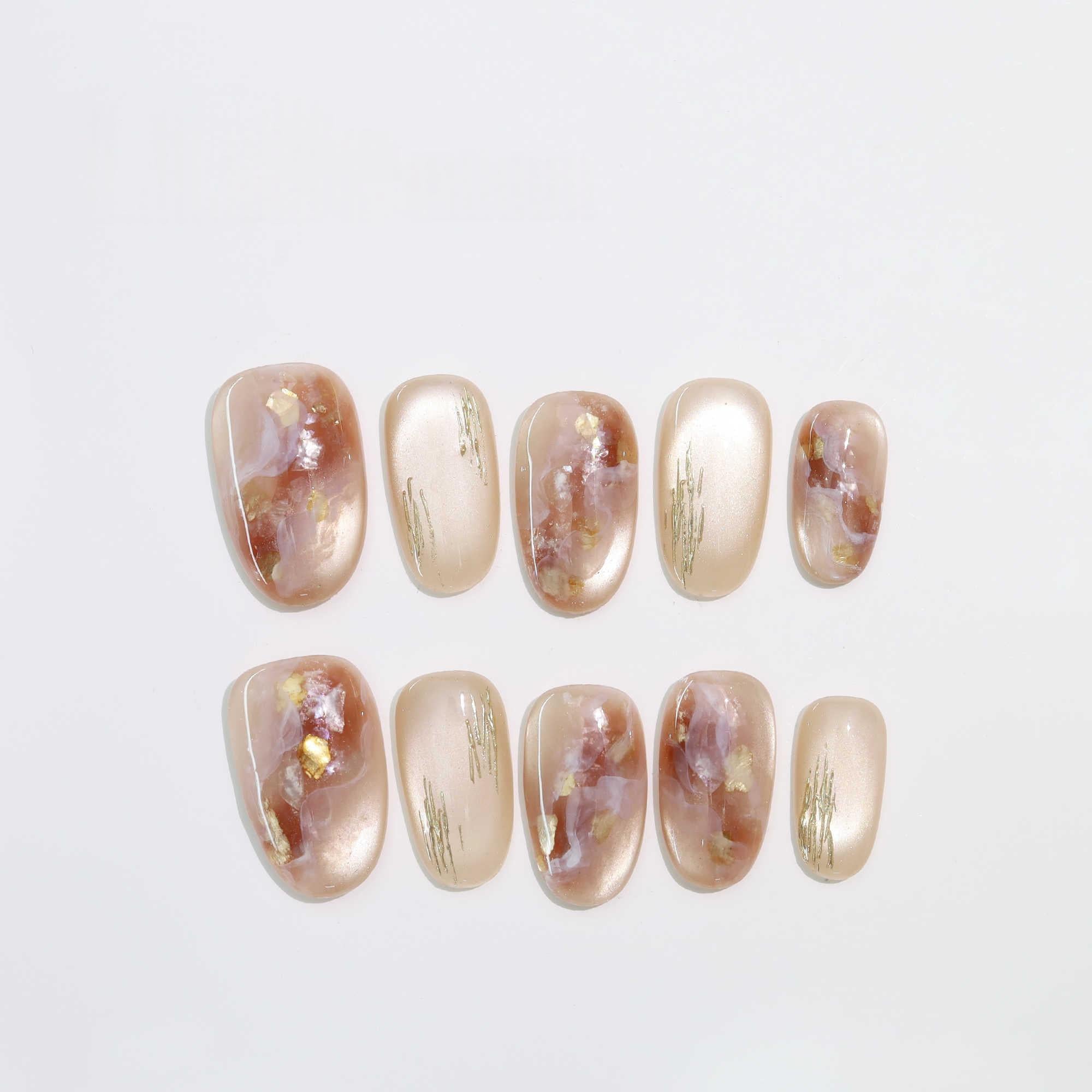 Japanisches Eis-Nagelset mit Goldfolie