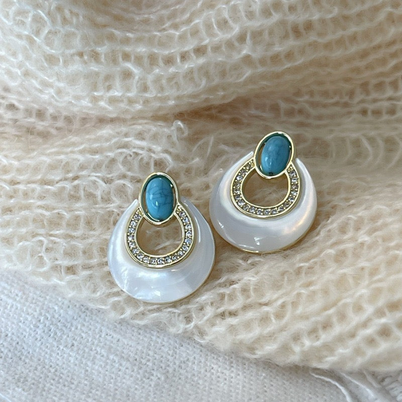 Doppelseitige Perlmutt Ear Cuffs – Old Money Style
