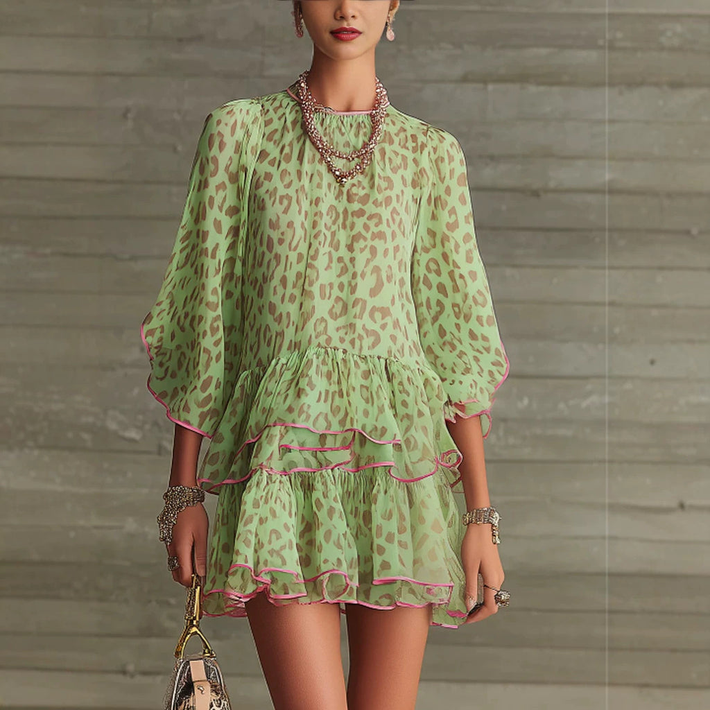Luftiges Chiffon-Kleid mit Leoparden-Print – Bild 4 | LuxeStyle
