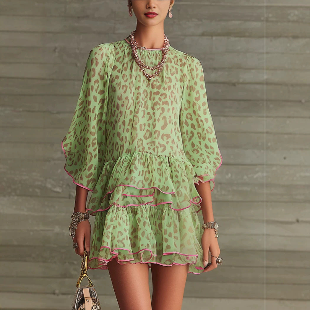 Luftiges Chiffon-Kleid mit Leoparden-Print – Bild 4 | LuxeStyle