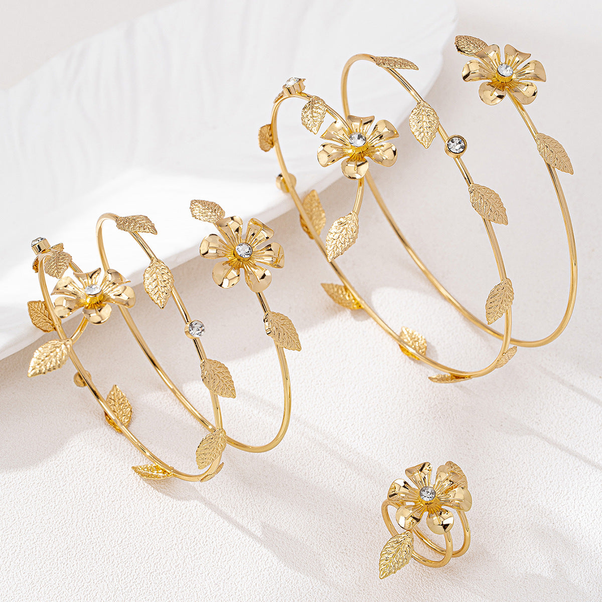 Blumen Armreif-Set | LuxeStyle