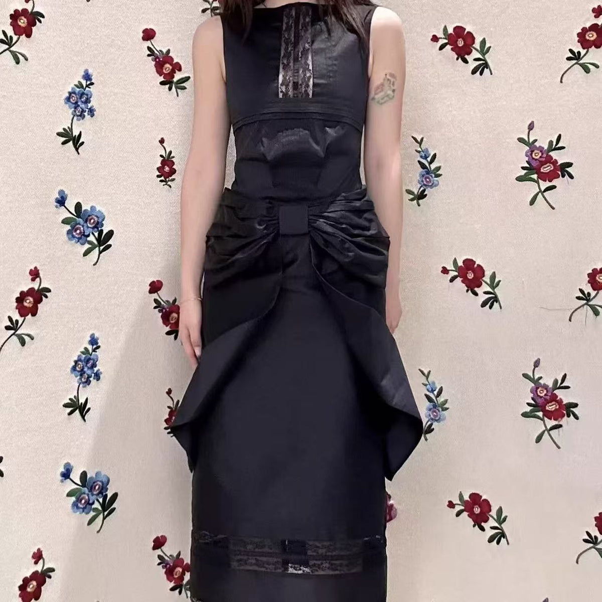 Spitzenknoten-Kleid im Prinzessinnen-Stil | LuxeStyle