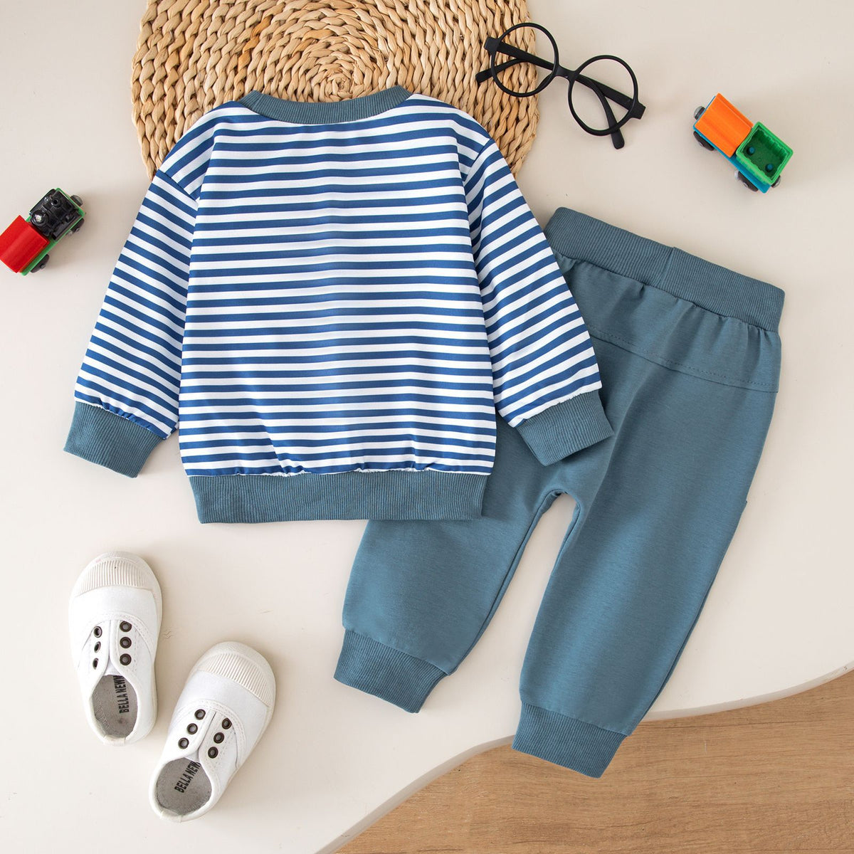 Gestreiftes Baby-Set mit Oberteil und Hose | LuxeStyle