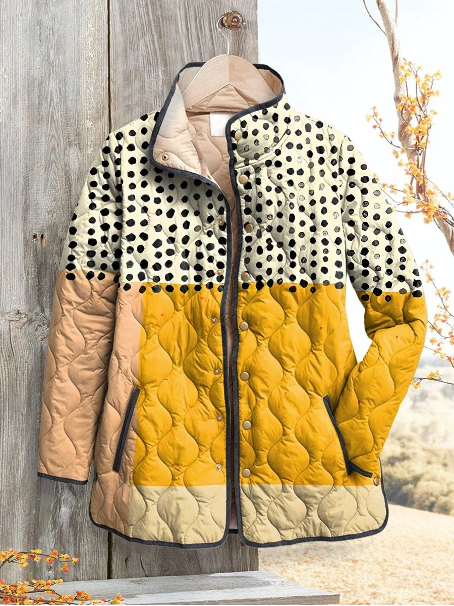 Künstlerischer Strickmantel in 3D‑Muster – Bild 4 | LuxeStyle