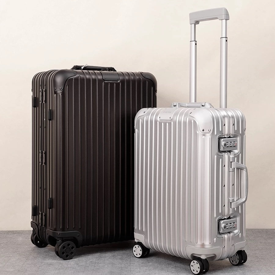 Reisegepäck mit Aluminium-Rahmen