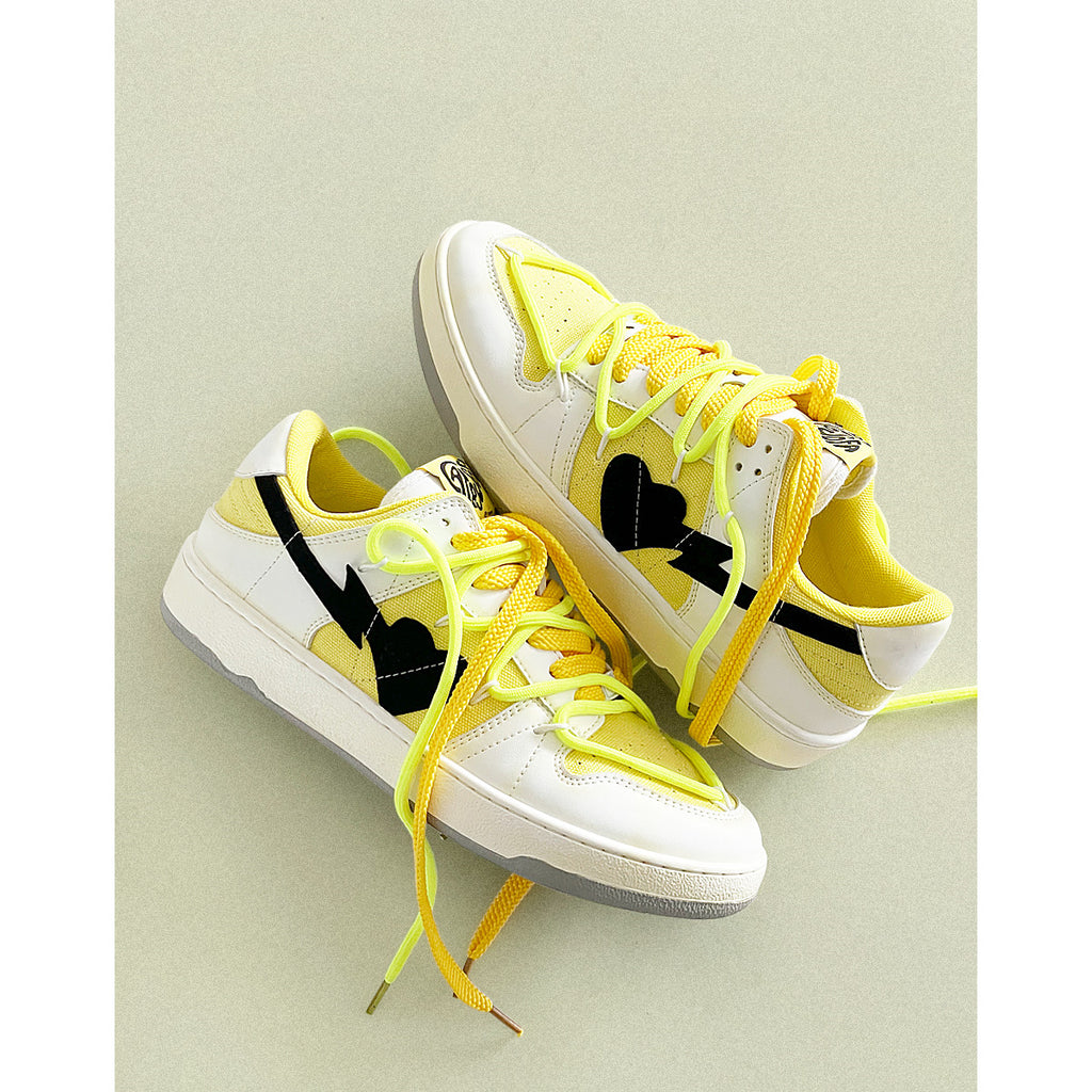 Unisex Sportschuhe mit Herz-Riemen – Bild 5 | LuxeStyle