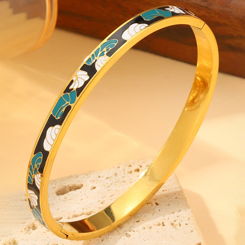 Retro Armband aus Titanstahl – Bild 6 | LuxeStyle