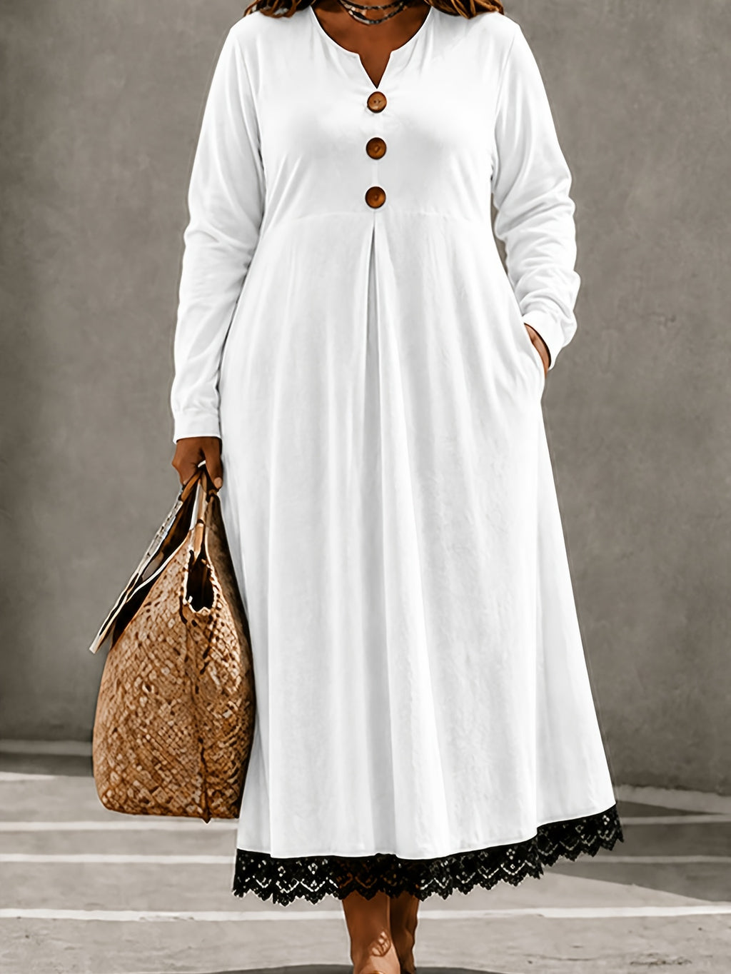 Elegantes Samtkleid mit V-Ausschnitt
