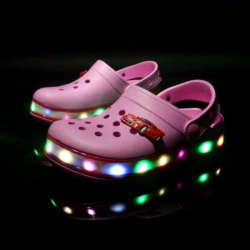 Kinder-Schuhe mit LED-Licht – Bild 1 | LuxeStyle