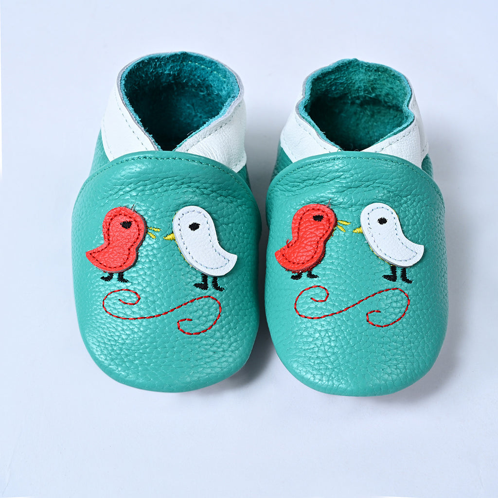 Kleinkinderschuhe mit rutschfester Sohle