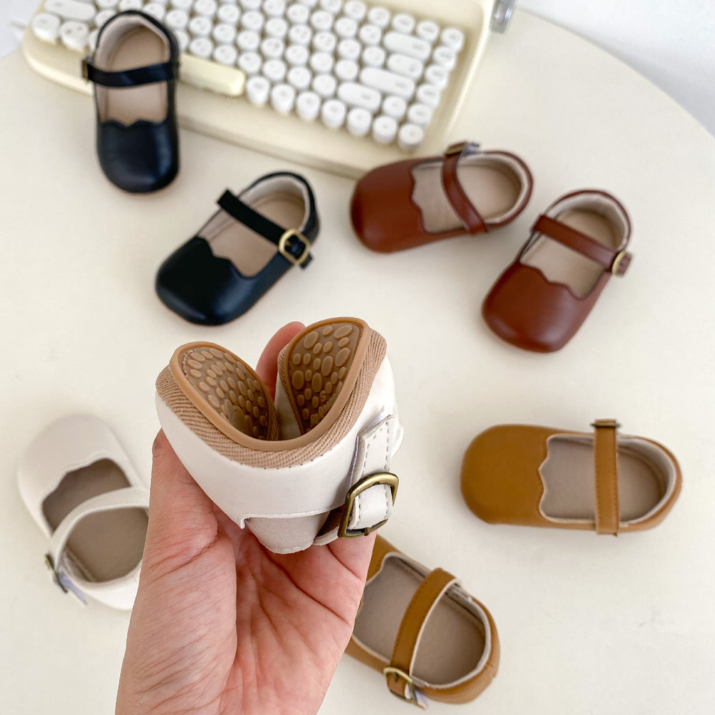 Weiche Babyschuhe mit Grip