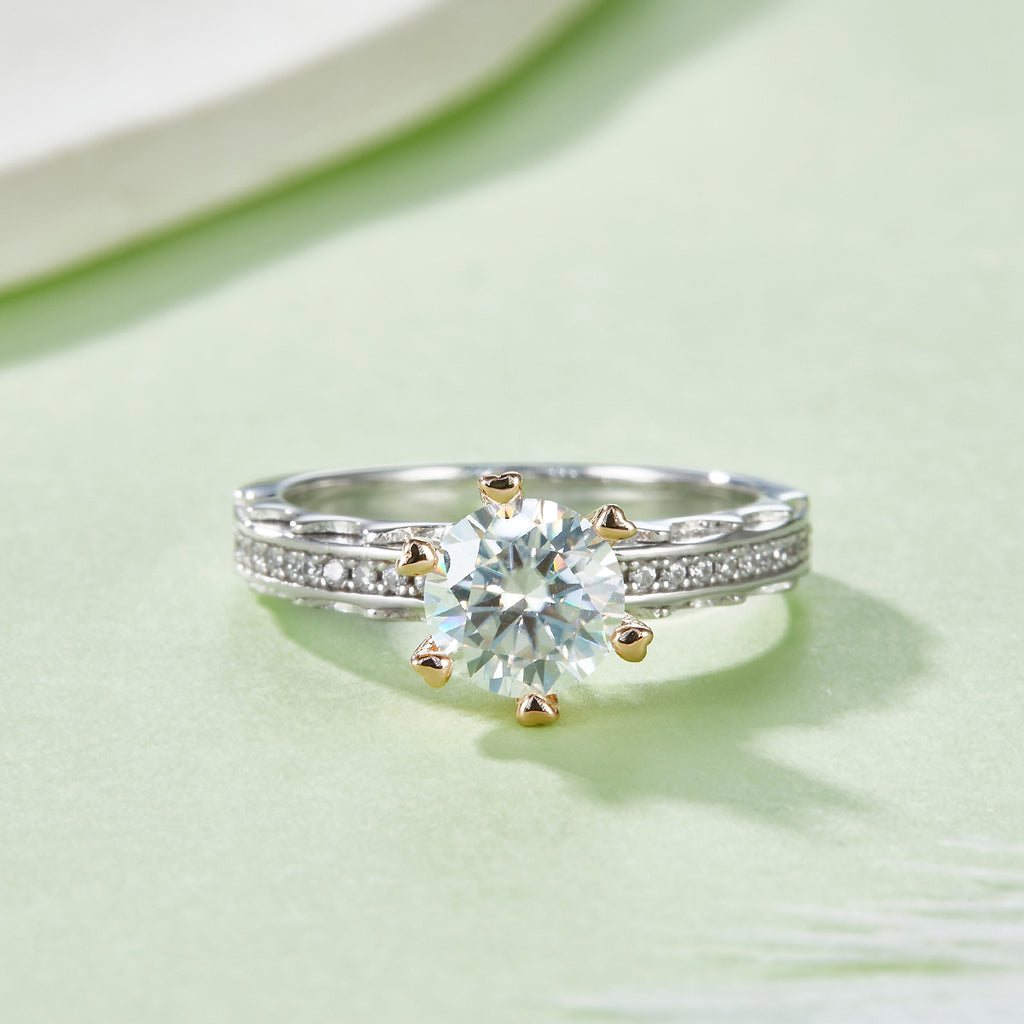 S925 Sterling Silber Moissanit Ring mit Goldherz-Krappen