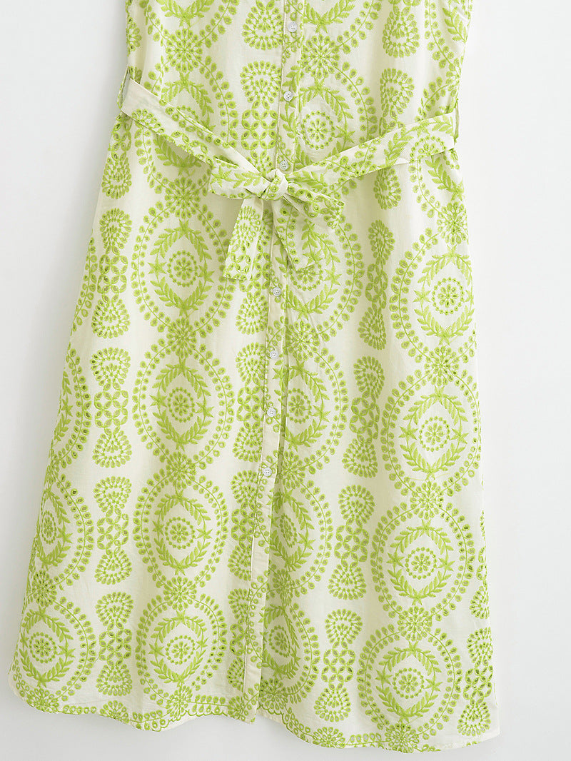 Kurzarm-Kleid mit schweren Stickereien