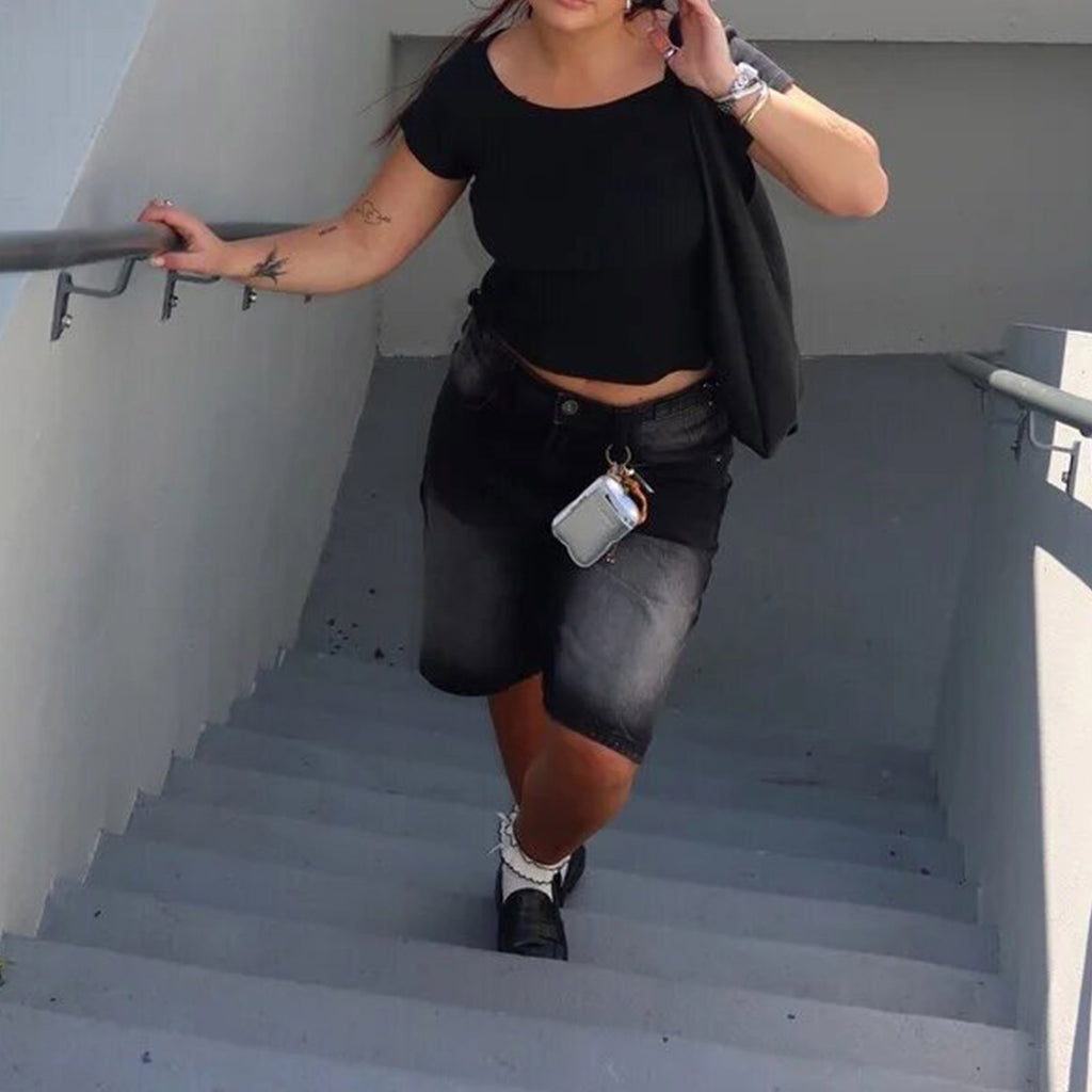 Loose-Fit High-Waist Denim Capris