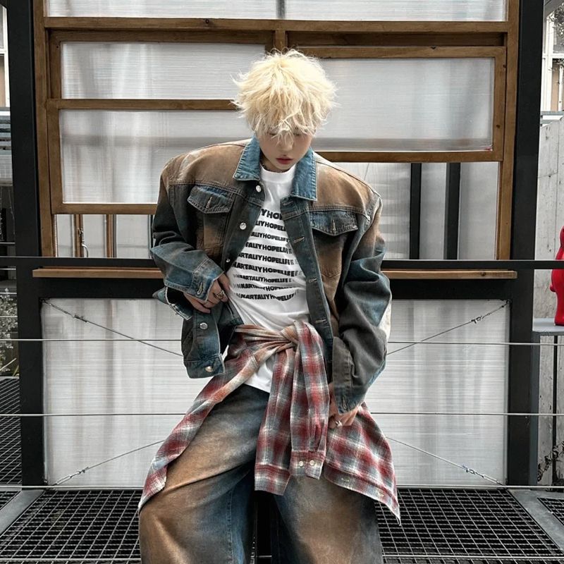 Retro Distressed Denim-Jacke mit Schulterpolstern