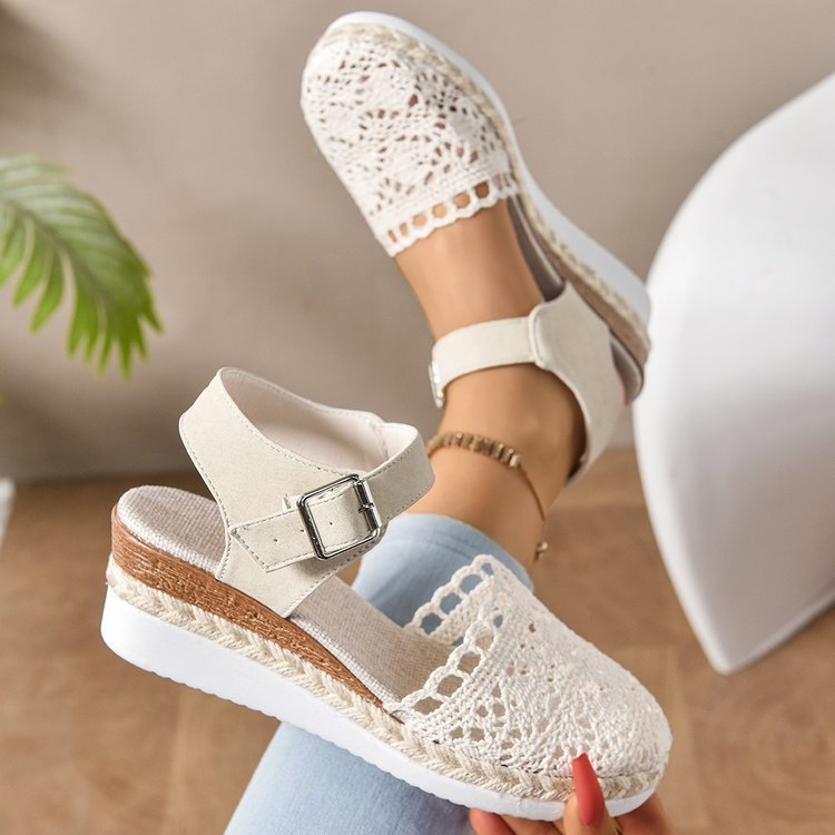 Keilabsatz-Sandalen mit Strohgeflecht – Bild 3 | LuxeStyle