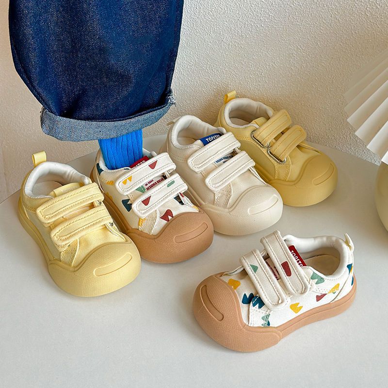 Baby Canvas-Schuhe mit weicher Sohle – Bild 3 | LuxeStyle