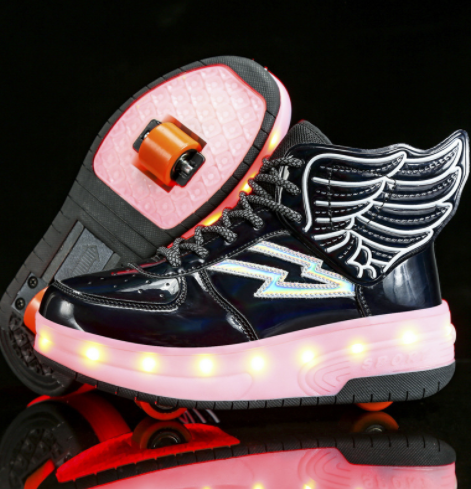 Rollschuhe mit Doppelhäufen und LED-Licht