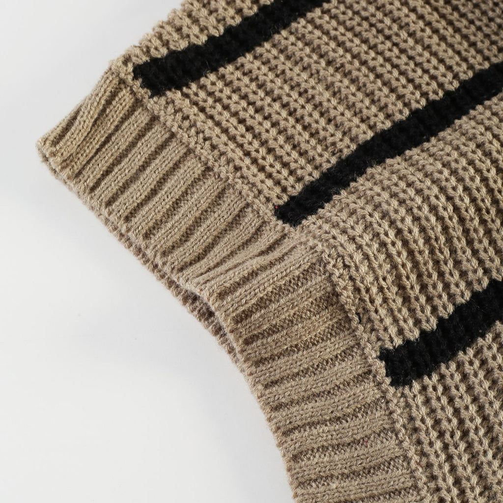 Gestreifter Pullover-Weste