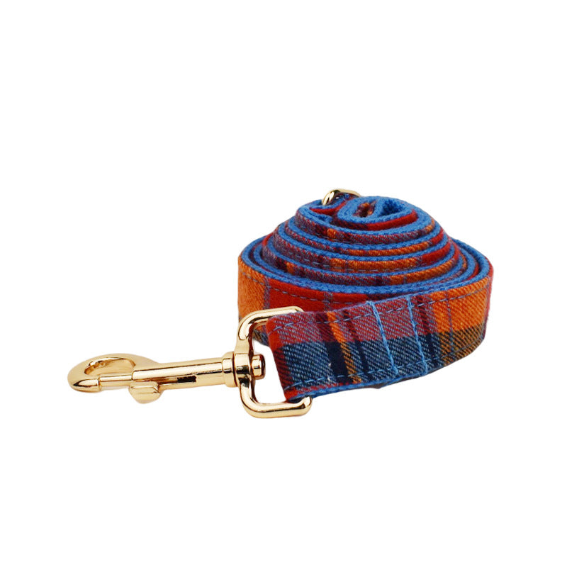 Hundehalsband & Leine Set mit Samt-Plaid – Bild 6 | LuxeStyle