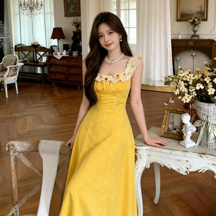 Gelbes Blumenkleid