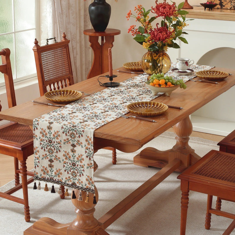 Tischläufer mit Quasten und Jacquardmuster – Bild 2 | LuxeStyle