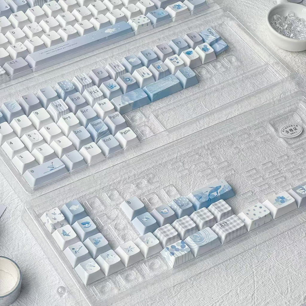 Blaue Tastaturknöpfe mit transparentem Design