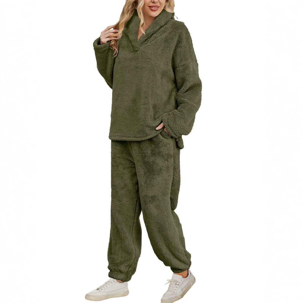 Plüsch-Hoodie-Set mit Kapuze – Bild 3 | LuxeStyle