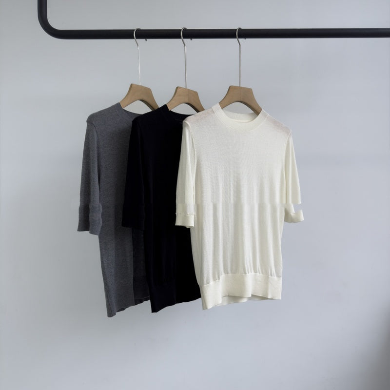 Kurzarm-Stricktop mit überschnittenen Schultern