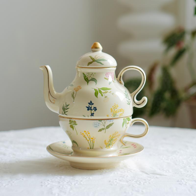Keramik Teekannen-Set im Vintage-Stil