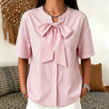 Gestreiftes Kurzarm-Shirt mit Schleife