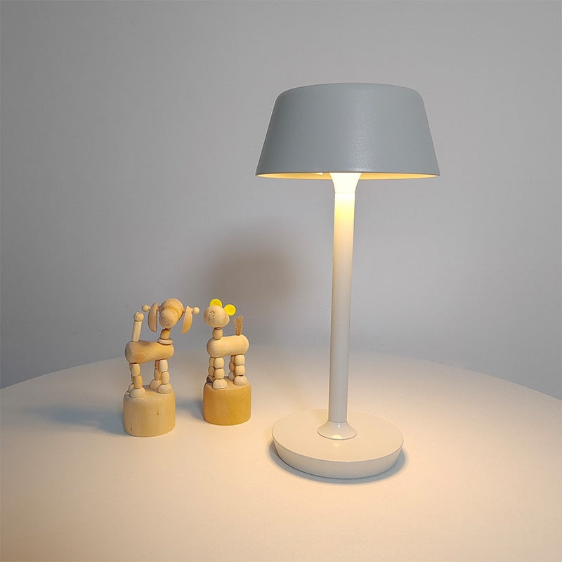 Moderne Tischlampe Creative Atmosphere – Bild 2 | LuxeStyle