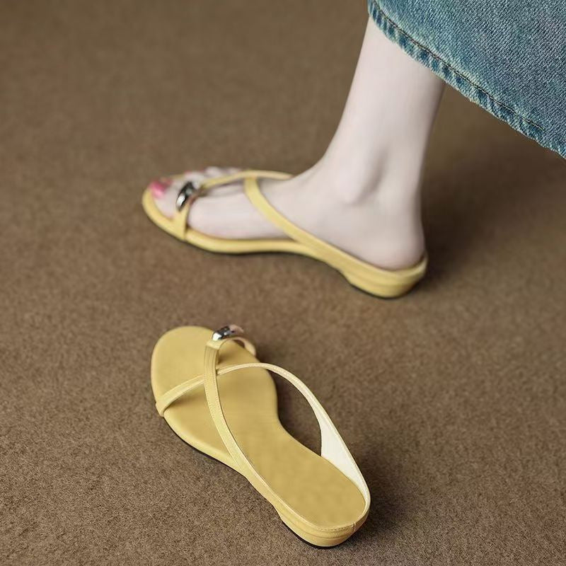 Bequeme Sandalen für Sommerkleider