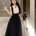 Figurbetonendes langes Kleid mit hoher Taille