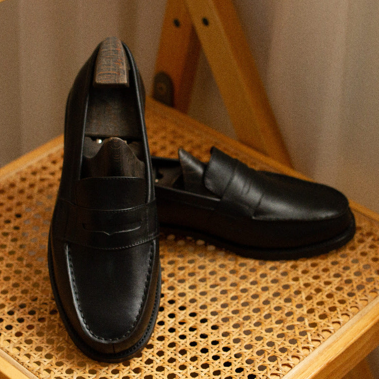 Retro-Leder Sneaker in Schwarz – Bild 4 | LuxeStyle